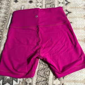 Lululemon Wunder Train High-Rise Short 6"